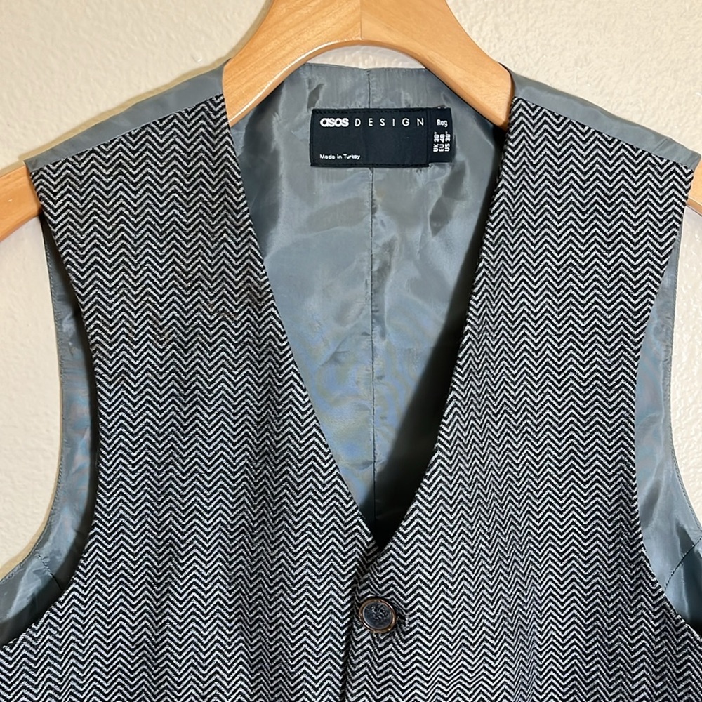 ASOS Design Grey Herringbone Office Evening Neutral Button Vest - Picture 2 of 8